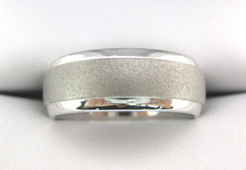 White Gold Men's Wedding Band 3905-8