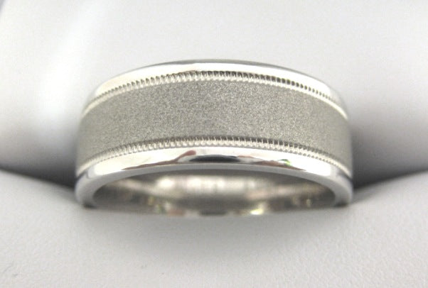 White Gold Men's Wedding Band 3919-8