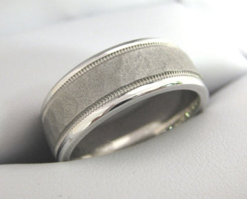 White Gold Men's Wedding Band 3920-8