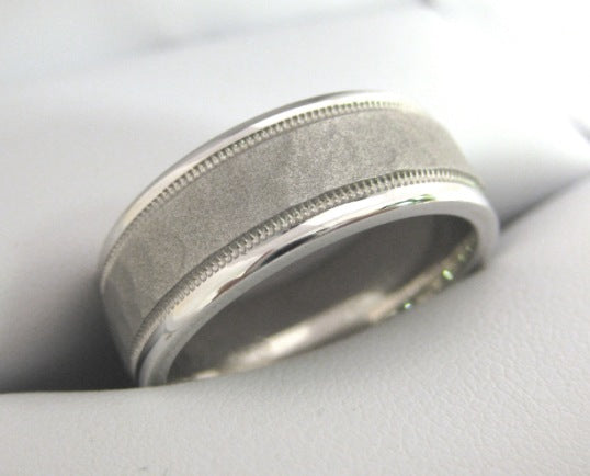 White Gold Men's Wedding Band 3920-8