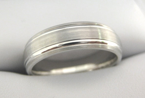 White Gold Men's Wedding Band 3921-6