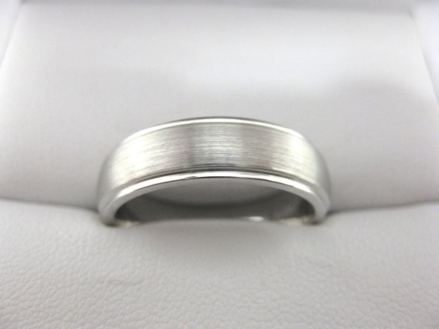 White Gold Men's Wedding Band 3969