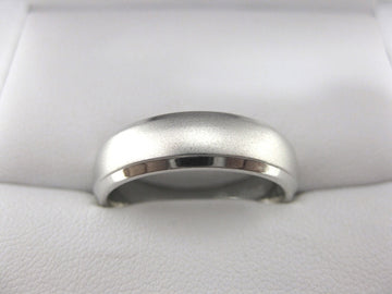 White Gold Men's Wedding Band 3975