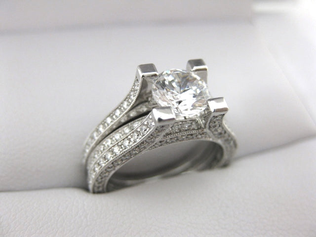A1841 - 18 Karat White Gold Simon G. Engagement Ring