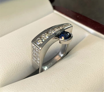 H10007 - 14 Karat White Gold Custom Sapphire Ring