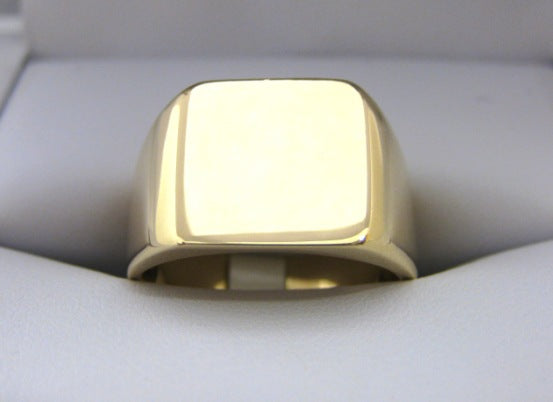 TG3930 - 14 Karat Yellow Gold Custom Men's Ring