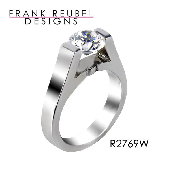 A2541 - 14 Karat White Gold Frank Reubel Ring