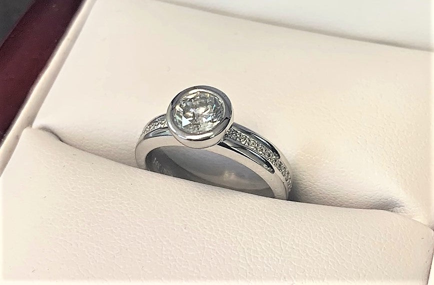 A2805 - 14 Karat White Gold Custom Engagement Ring