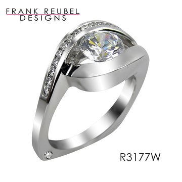 APA3732 - 14 Karat White Gold Frank Reubel Ring