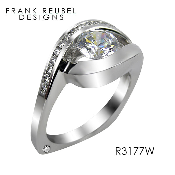 APA3732 - 14 Karat White Gold Frank Reubel Ring