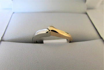 APB4684 - 14 Karat White and Yellow Gold Band