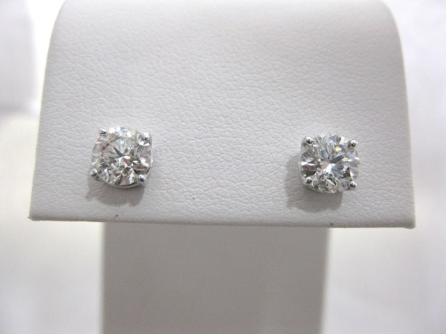 APJ3706 - 14 Karat White Gold Earrings