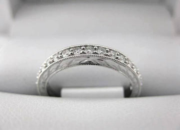 B1575 - White Gold La Vie Women's Wedding Band