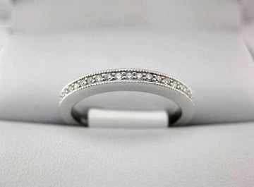 B1579 - White Gold La Vie Women's Wedding Band