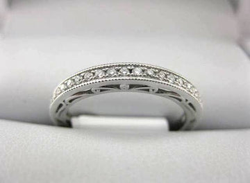 B1580 - White Gold La Vie Women's Wedding Band