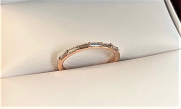 B1726 - 14 Karat Rose Gold Custom Band