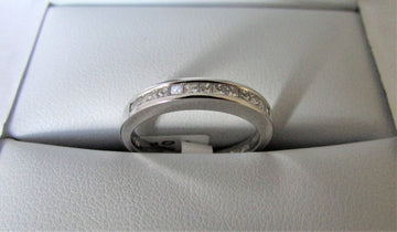 C1603 - 18 Karat White Gold Band