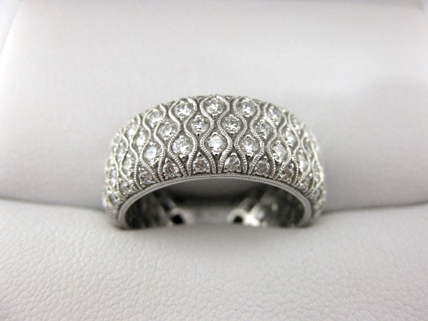 C1842 - 18 Karat White Gold Simon G. Dinner Ring