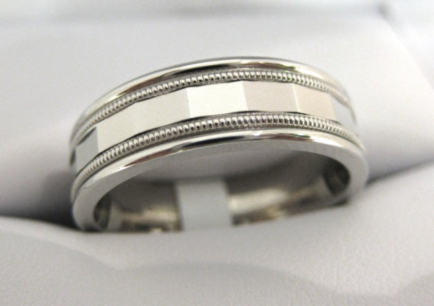 White Gold Men's Wedding Band D036