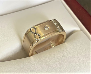 D246 - Yellow Gold Custom Ring