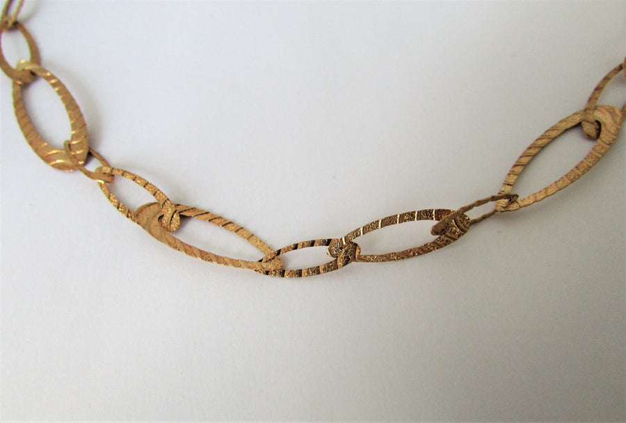 E6701 - 14 Karat Yellow Gold Necklace