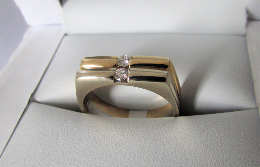 F1529 - 14 Karat White and Yellow Gold Ring