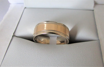 F2553 - 14 Karat White and Yellow Gold Band