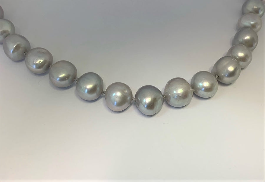 L1358 - Grey Pearl Necklace