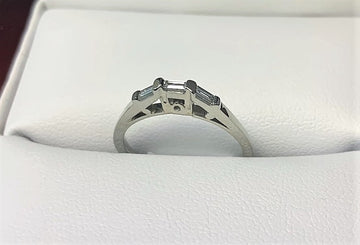 B1089 - 19 Karat White Gold Band