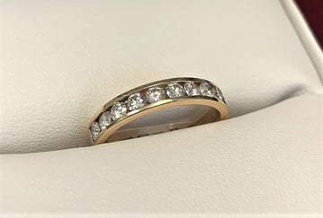 APB4644 - 14 Karat Yellow Gold Band