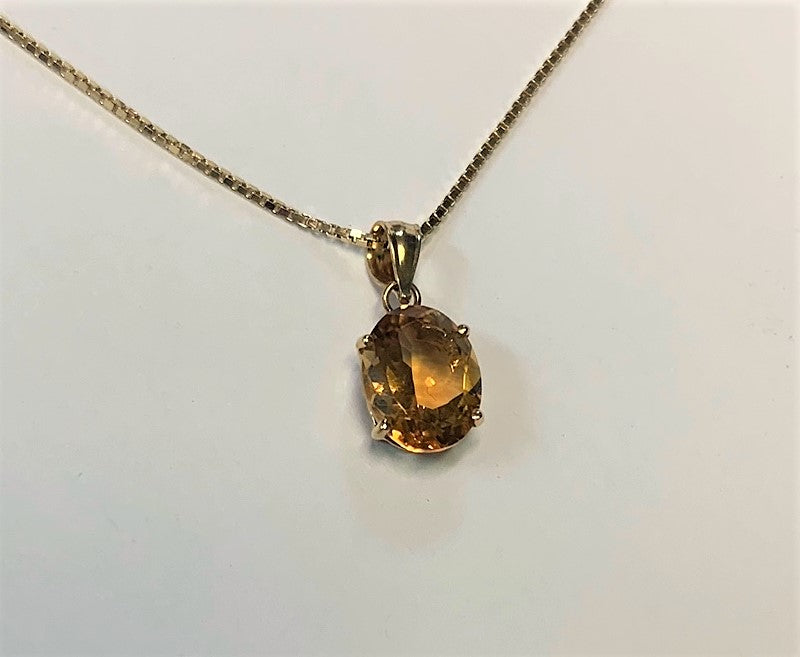 I5795 - 14 Karat Yellow Gold Pendant