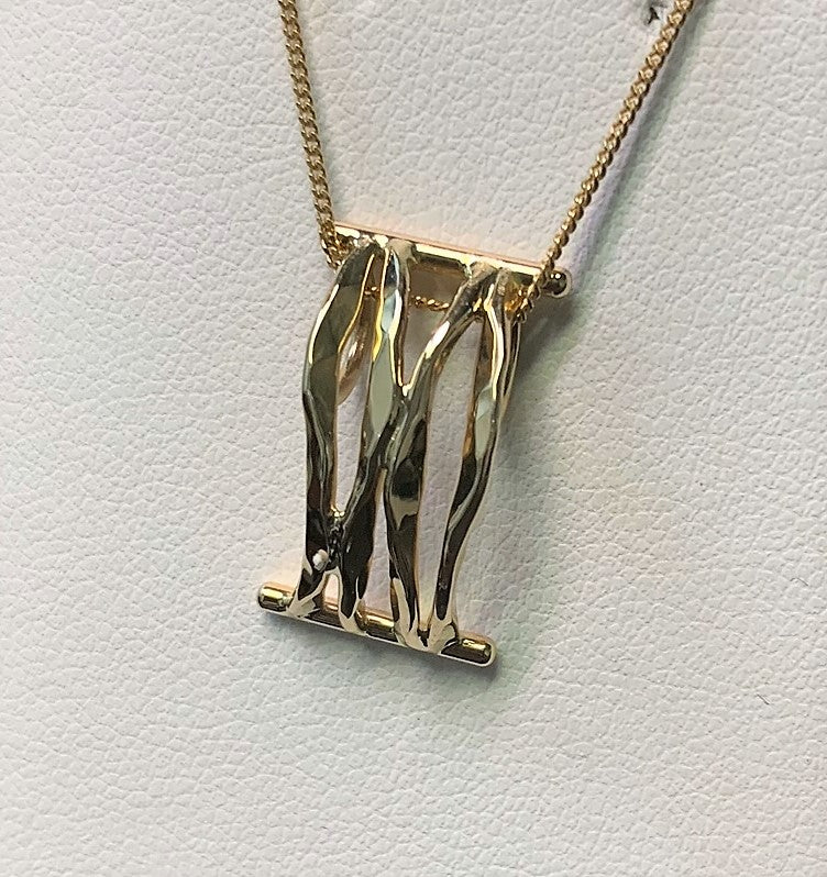 I6392 - 14 Karat Yellow Gold Ross Haynes Pendant