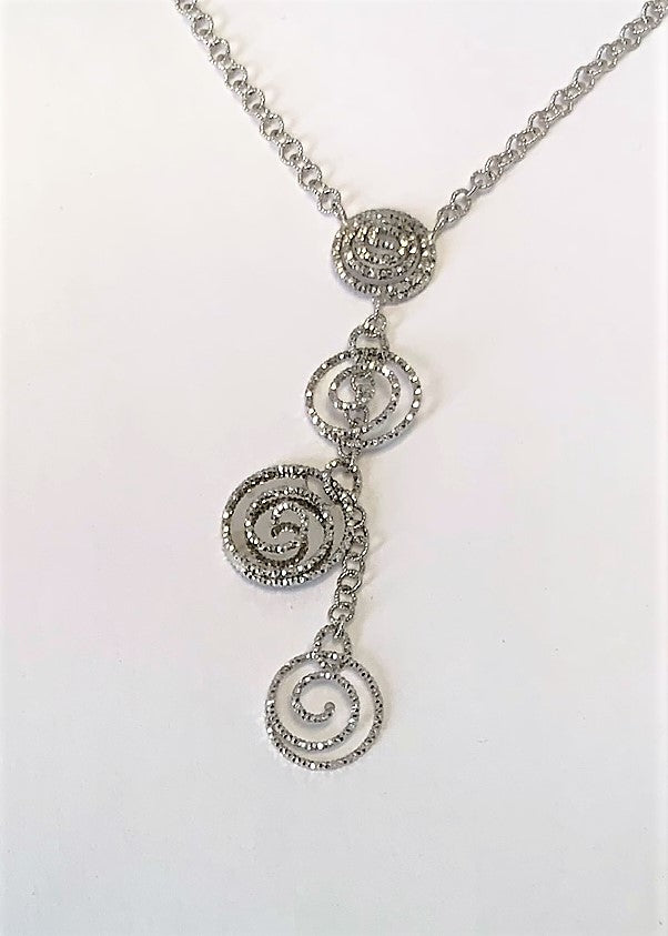 E5702 - 14 Karat White Gold Pendant