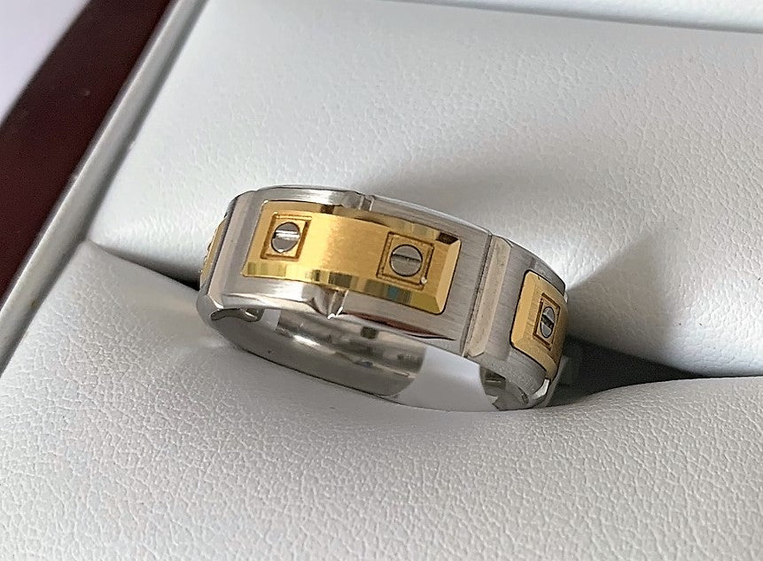 APF4887 - 18 Karat White and Yellow Gold Men's Carlex Band