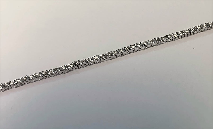 K2608 - 18 Karat White Gold Tennis Bracelet