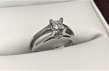 APA4698 - 14 Karat White Gold Engagement Ring