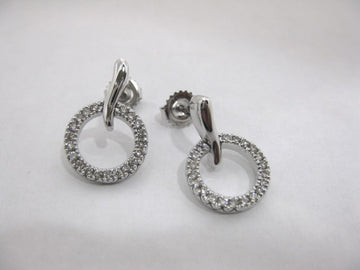 J6824 - 14 Karat White Gold Earrings