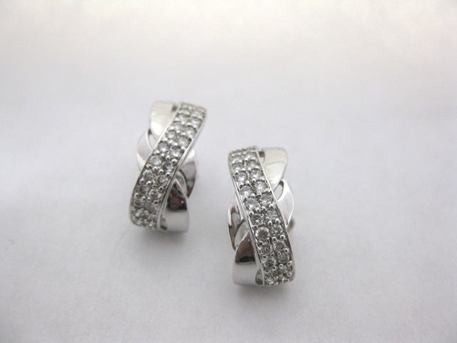 J7695 - 18 Karat White Gold Earrings