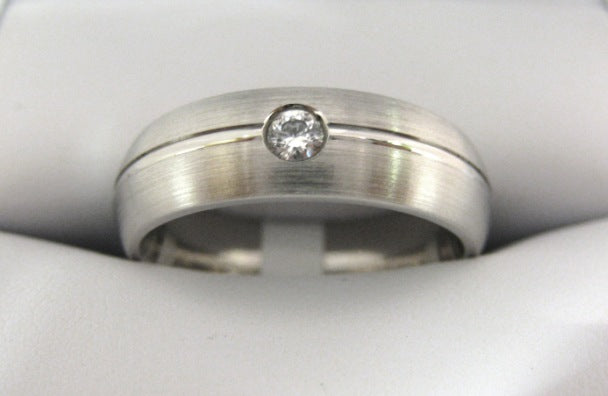 White Gold Men's Wedding Band P025R